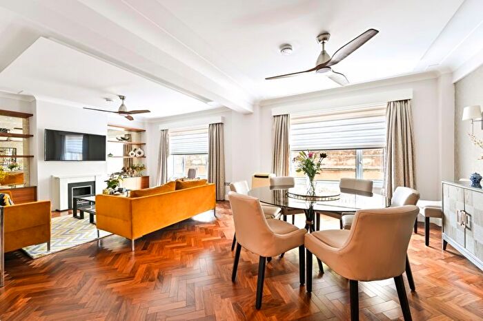4 Bedroom Flat For Sale In College Crescent, London, NW3