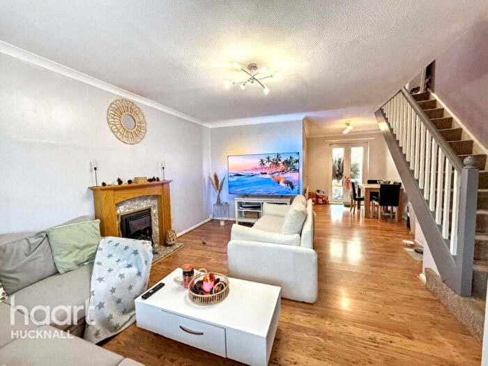 3 Bedroom Semi-Detached House For Sale In Bolingey Way, Nottingham, NG15