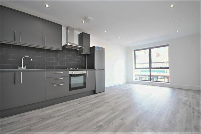 2 Bedroom Flat To Rent In High Street, Orpington BR6