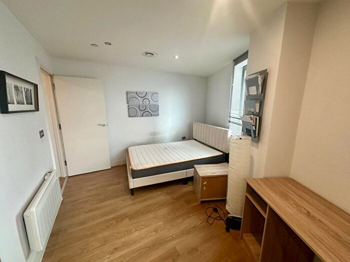 Apartment To Rent In Echo Central Two, Cross Green Lane, City Centre, LS9