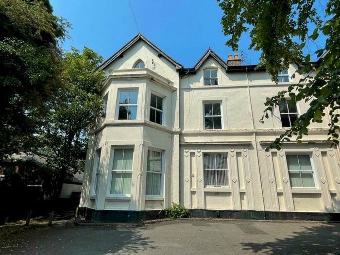 2 Bedroom Apartment To Rent In North Drive, Wavertree, L15