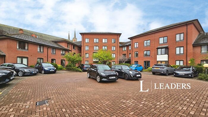2 Bedroom Flat For Sale In St. Georges Lane North, Worcester, Worcestershire, WR1