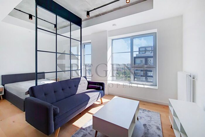 Studio To Rent In Dulke House, Goodluck Hope Walk, E14