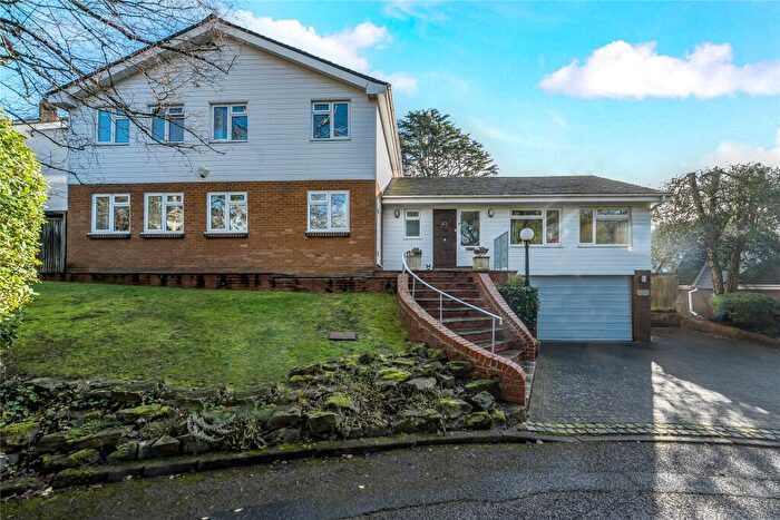 4 Bedroom Detached House For Sale In Ditton Grange Drive, Surbiton, KT6