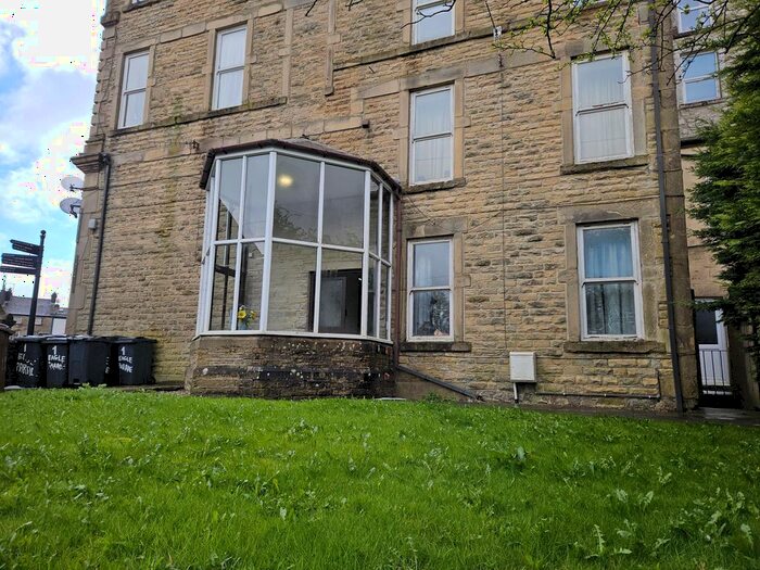 1 Bedroom Flat To Rent In Eagle Parade, Buxton, SK17
