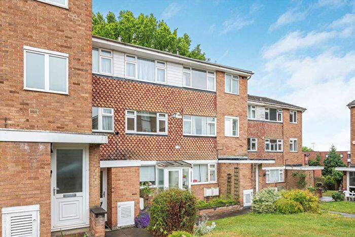 2 Bedroom Maisonette To Rent In The Croft, Ealing, W5