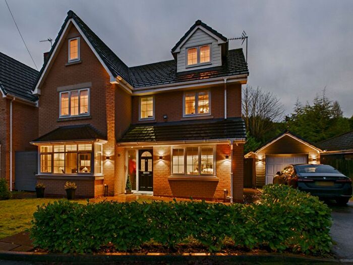 5 Bedroom Detached House For Sale In Smithy Glen Drive, Billinge, Wigan, WN5