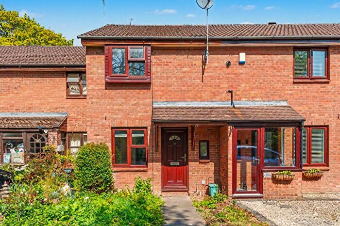 2 Bedroom Terraced House For Sale In Turton Way, Kenilworth, CV8
