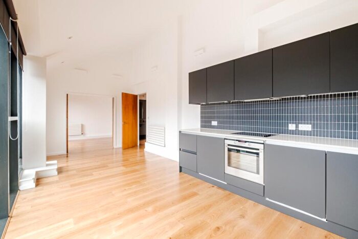 2 Bedroom Apartment To Rent In Westland Place London, N1