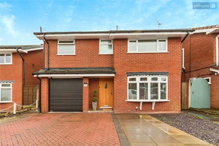 4 Bedroom Detached House For Sale In Glaisdale Close, Crewe, Cheshire, CW2