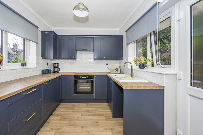 2 Bedroom Detached Bungalow For Sale In London Road South, Lowestoft, NR33