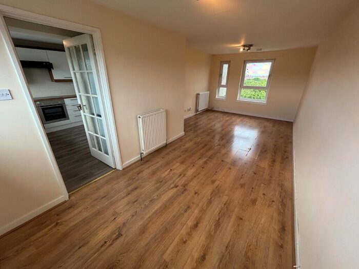 2 Bedroom Flat To Rent In Longstone Street, Longstone, Edinburgh, EH14