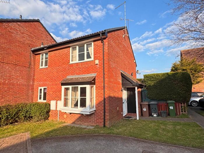 1 Bedroom Semi-Detached House To Rent In Spurcroft, Luton, Bedfordshire, LU3