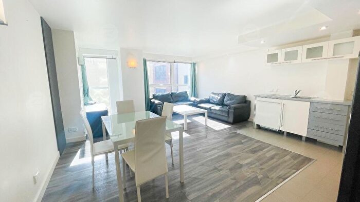 2 Bedroom Flat To Rent In /F, Queens College Chambers, Paradise Street, Birmingham, B1