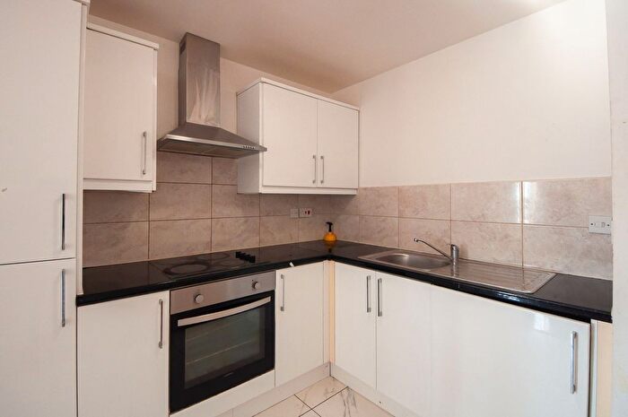 1 Bedroom Studio To Rent In Cranbrook Road, Ilford, IG1