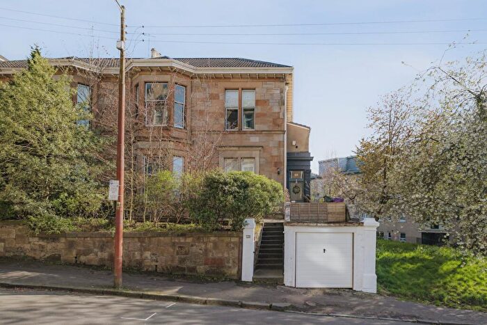 3 Bedroom Flat For Sale In Fergus Drive, North Kelvinside, G20