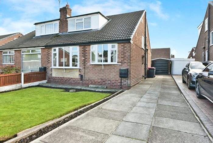3 Bedroom Bungalow For Sale In Ash Drive, Wardley, Swinton, Manchester, M27