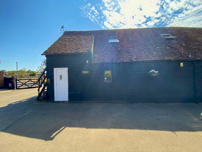 1 Bedroom Flat To Rent In Pottersheath Road, Welwyn, AL6