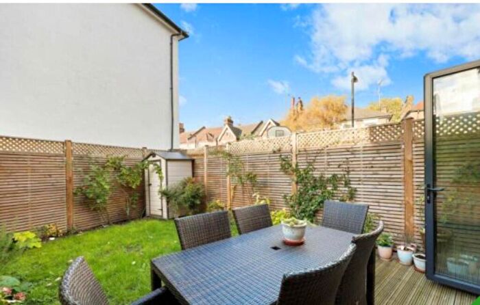 5 Bedroom House To Rent In Dunstans Road, East Dulwich, London, SE22