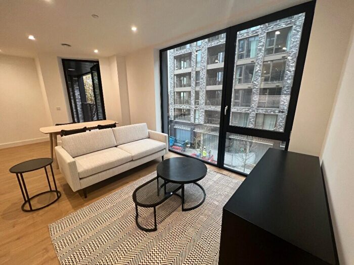 1 Bedroom Flat To Rent In Peppercorn Court, Blair Street, London, E14