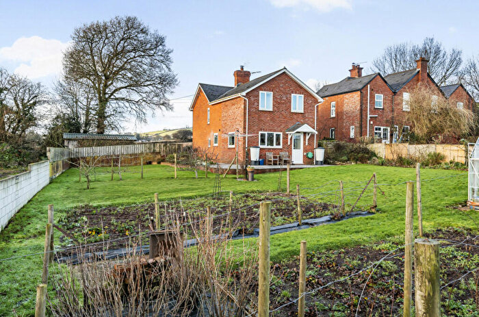 3 Bedroom Detached House For Sale In Silverton, Exeter, Devon, EX5