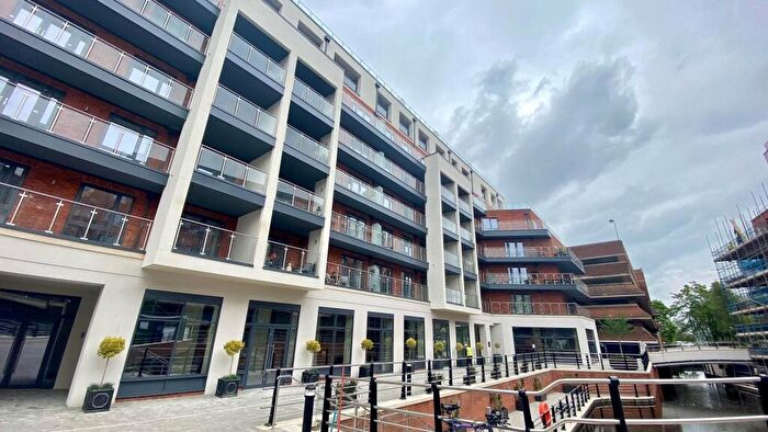 2 Bedroom Apartment To Rent In The Colonnade, Maidenhead, SL6