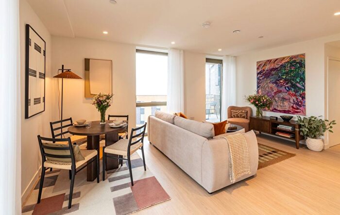 1 Bedroom Flat To Rent In Ferry Island, Tottenham, London, N17