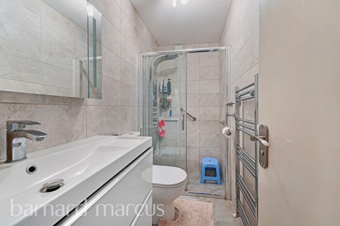 2 Bedroom Flat For Sale In Courtside, Dartmouth Road, London, SE26