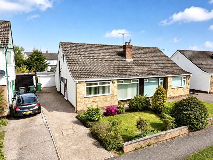 2 Bedroom Bungalow For Sale In Kentmere Drive, Pensby, Wirral, CH61