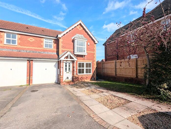 3 Bedroom Semi Detached House To Rent In Wadham Grove, Emersons Green, Bristol, BS16