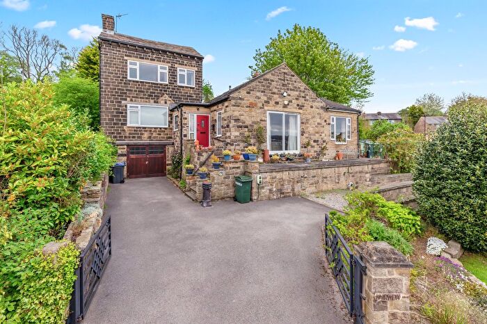 3 Bedroom Detached House For Sale In Primrose Bank, Gilstead, West Yorkshire, BD16