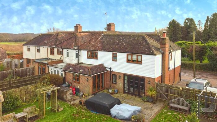 4 Bedroom Semi-Detached House For Sale In Peasmarsh Road, Beckley, Rye, TN31