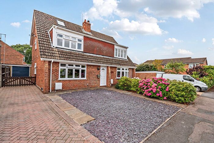 4 Bedroom Semi-Detached House For Sale In Ash Tree Drive, West Kingsdown, Sevenoaks, TN15