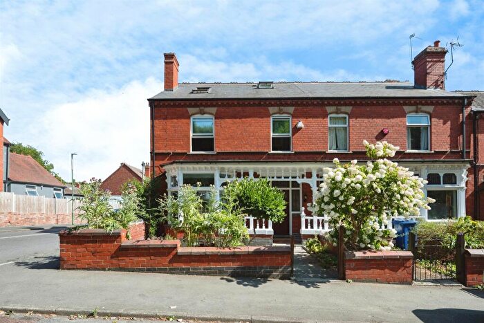 4 Bedroom End Of Terrace House For Sale In Selborne Road, Dudley, DY2
