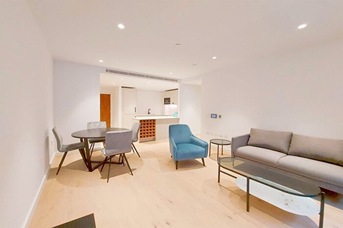 1 Bedroom Flat To Rent In Signature House, Jubilee Walk, WC1X