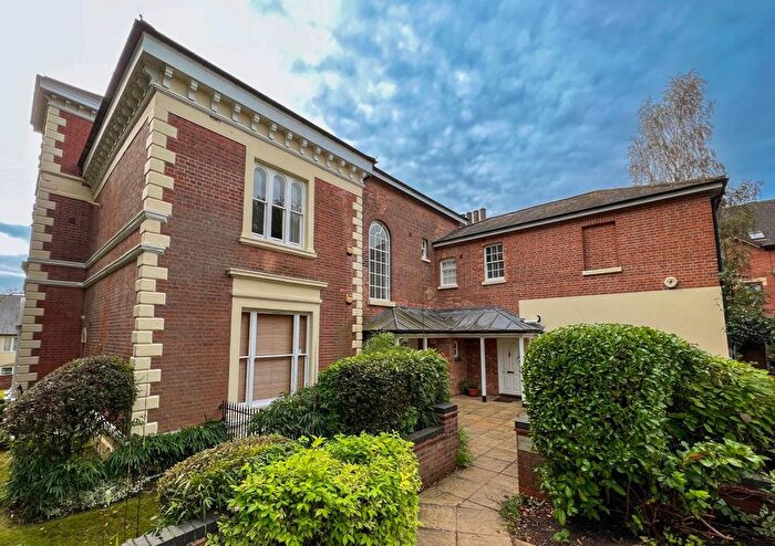 3 Bedroom Property To Rent In Brooklands House, Lucas Court, Leamington Spa, CV32