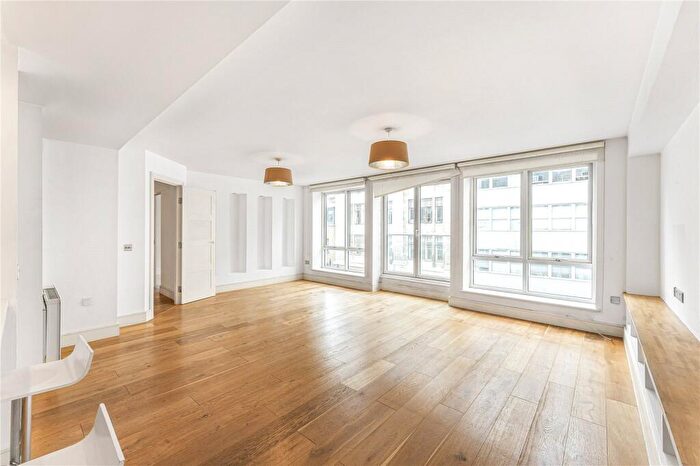 2 Bedroom Apartment To Rent In Hatton Garden, London, EC1N
