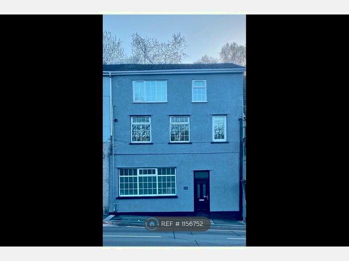 1 Bedroom Flat To Rent In Pentre, Pentre, CF41