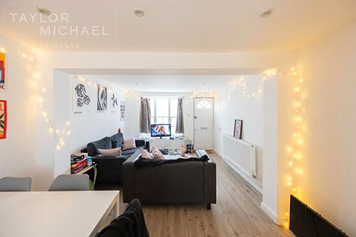 5 Bedroom Terraced House To Rent In South Street, Brighton, BN1