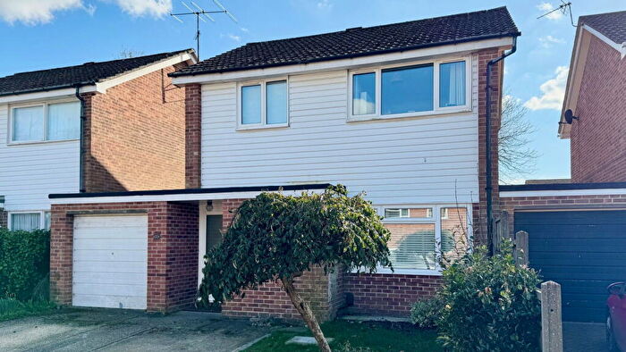 3 Bedroom Detached House For Sale In Bunkers Hill, Newbury, RG14