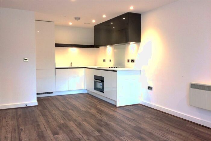 1 Bedroom Apartment To Rent In Churchill Place, Churchill Way, Basingstoke, Hampshire, RG21