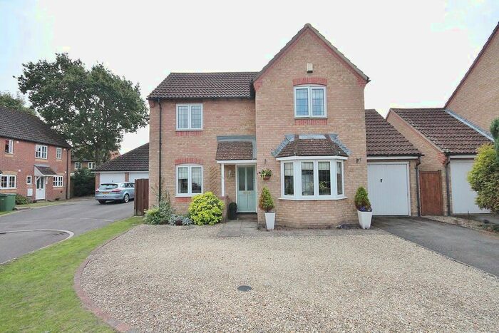 3 Bedroom Detached House To Rent In Bishops Orchard, East Hagbourne, Didcot, OX11