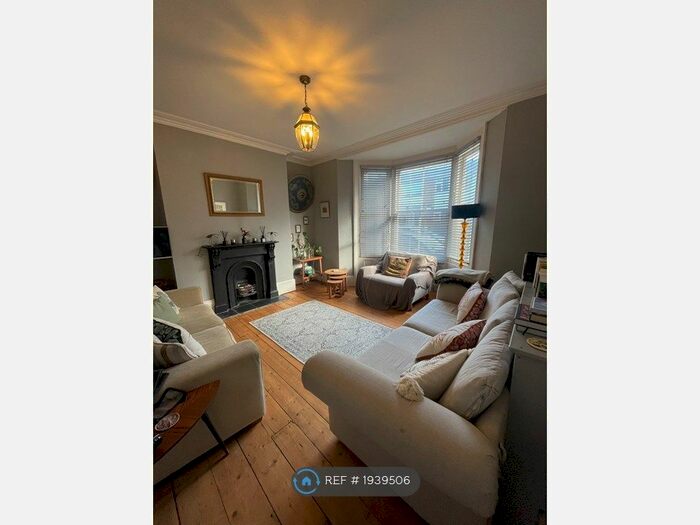 3 Bedroom Semi-Detached House To Rent In Bellevue Road, Ramsgate, CT11