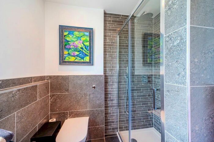 2 Bedroom Flat To Rent In Alton Road, Roehampton, London, SW15