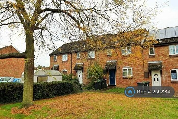 4 Bedroom Terraced House To Rent In Craddock Road, Canterbury, CT1