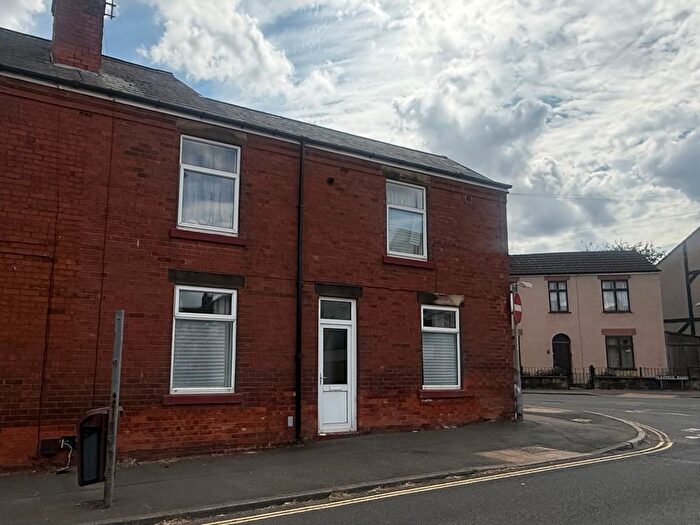 2 Bedroom End Of Terrace House To Rent In Thanet Street, Chesterfield, S45