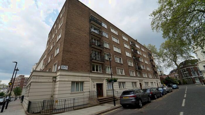 2 Bedroom Flat To Rent In Hyde Park Square, London, W2