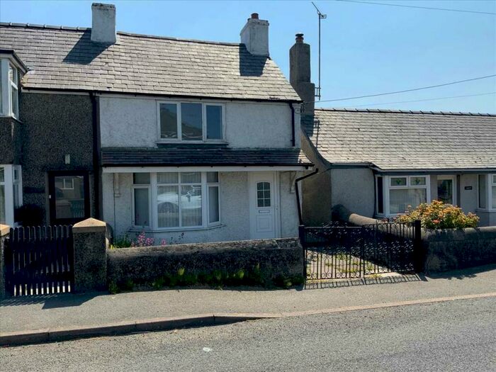 2 Bedroom Semi-Detached House For Sale In Wenfa, Holyhead Road, Gaerwen, LL60