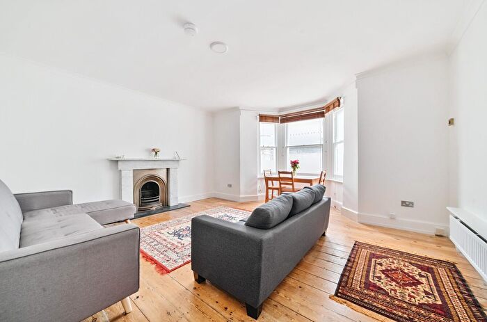 3 Bedroom Flat To Rent In Ongar Road, London, SW6