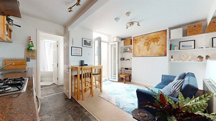 1 Bedroom Flat To Rent In Arnos Street, Totterdown, Bristol, BS4